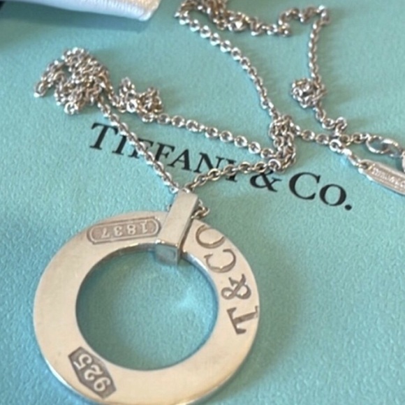 Tiffany & Co Circle Pendant - Picture 1 of 3